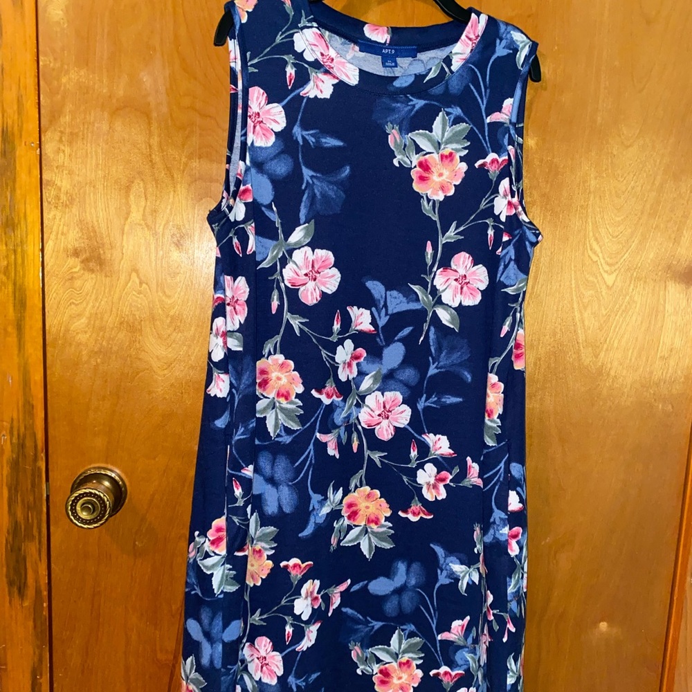 Apt 9 medium floral print dress